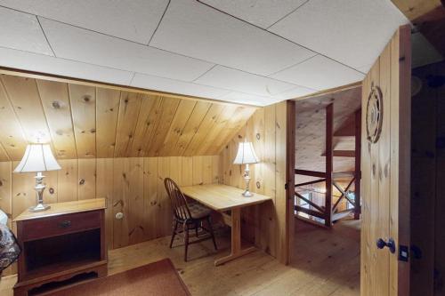 Breakwater Lodge - image 39