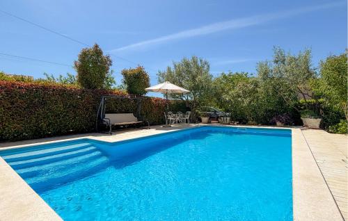 Peldbaseins, Beautiful Home In Porec in Veleniki