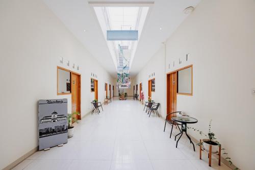 숙소 외관, OYO 플래그십 1308 다르모 레지던스 (Darmo Residence) in 반둥 공항
