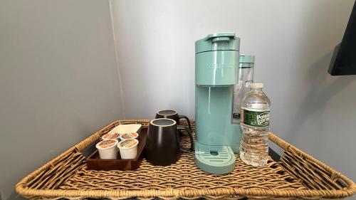 Cozy Budget Room by Wanaque Trails -NYC Access in Wanaque