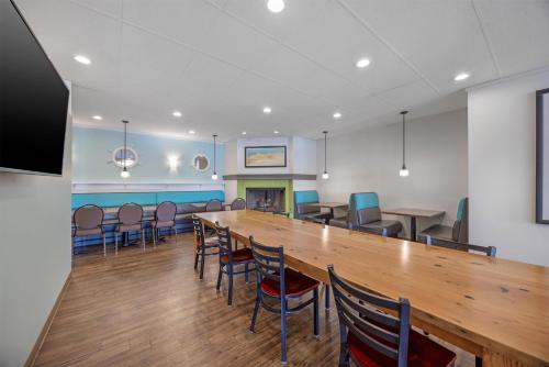Best Western Plus Ocean View Resort - image 42