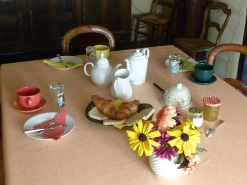 อาหารและเครื่องดื่ม, La Sauleraie in ฟราเซ