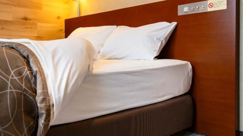 Hotel Resh Tottori Ekimae – Tottori, NE