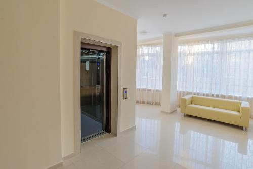 Hotel Morskaya Volna - image 12