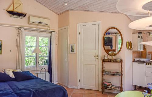 Gorgeous Home In Borrby in Spraggehusen