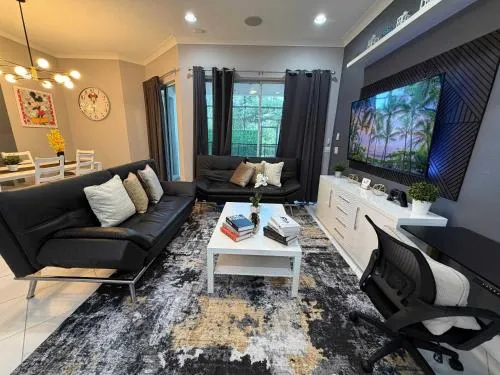 5BR Getaway with Pool Arcade Games and Resort Access photo 2