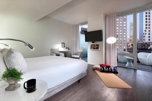 room detail thumbnail 0
