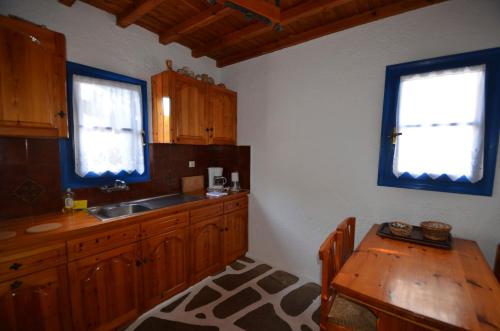 Villas Kalafatis Apartments - image 14