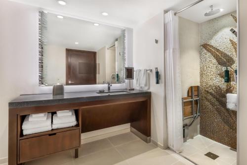 Hokulani Waikiki by Hilton Grand Vacations Club - image 42