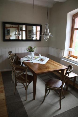 Létesítmények, Ferienhaus Altes Schifferhaus in Oberweser