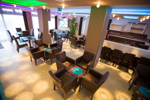 Паб/Коктейль-бар, Pole Position Beach Hotel in Балатонлелле