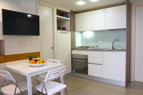 Facilities, Napolart in Molo Beverello