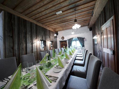 Restaurant, Eidenberger Alm in Eidenberg