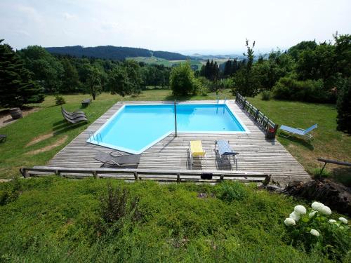 Swimming pool, Eidenberger Alm in Eidenberg