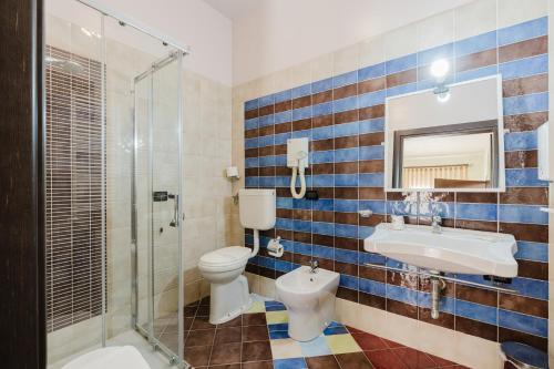 Cerri Hotel - image 44