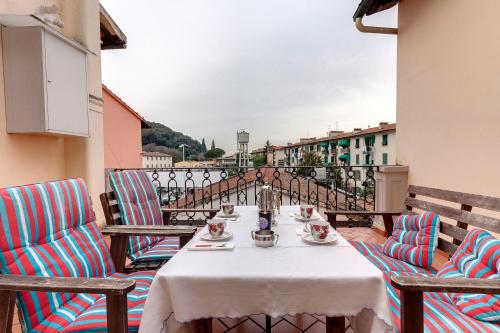 Florence Apartments Home Feeling - image 3