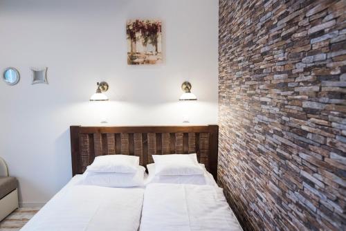 All In Apartman III. - image 8