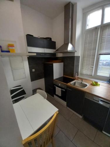 Friedrichshain Apartmenthaus - image 2