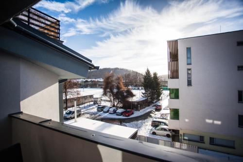 ทัศนียภาพ, Haas Apartments in ซาบอฟเรสกี