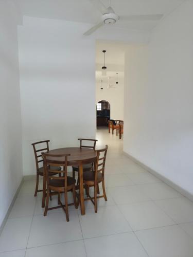 Holiday Inn in Kotahena