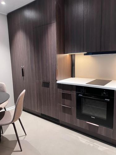 Cozinha, East Apartment in Egilsstadir