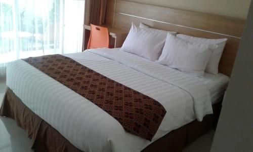 Bed, Hotel Ella Tambolaka in Sumba Island