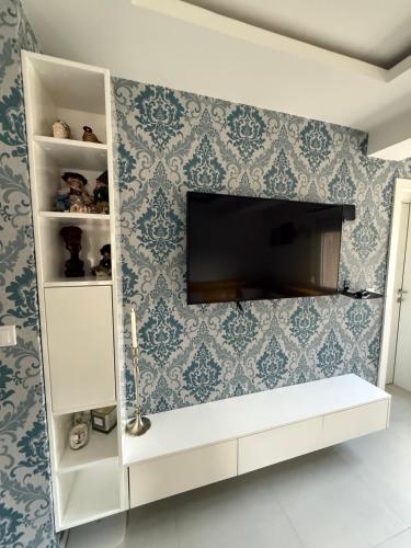 White&Blue Luxury Stay in 弗拉迪欽漢