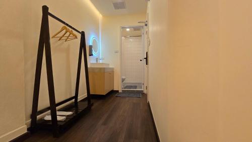 Norns Silom Cafe & Stay - image 14