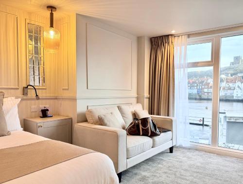 Number 3 Pier Road Suites