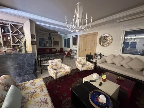 Maison Bleue - Peaceful Mountain Escape – khách sạn tại Ehden