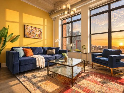 McCormick 2Br-2Ba for 8 guests with Optional Parking & Gym in Chicago, USA