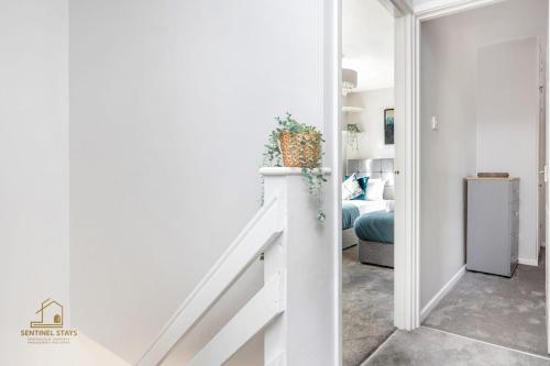 Contractor Stay 4 Bed in Ascot with WiFi and Parking in Ascot