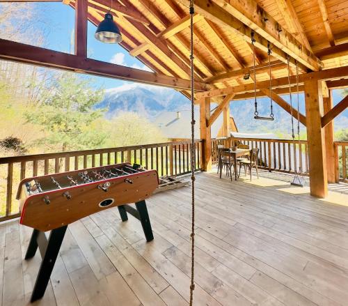 Charming house with pool in Savoie in Argentine