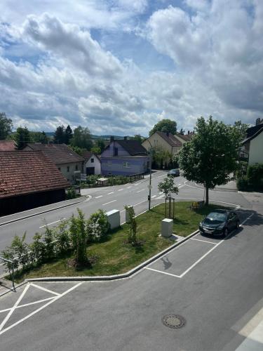 Skats, Top Apartment mit Parkplatz & viel Platz in Bayerbach bei Ergoldsbach