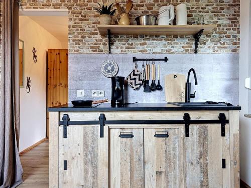 Vannas istaba, Apartment Eifelhome One nahe Nurburgring by Interhome in Fuchshofen