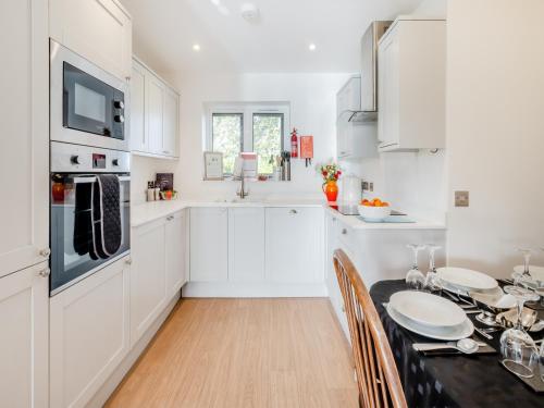 Kitchen, Fair Isle Holiday Cottages - Fisher in Newport East