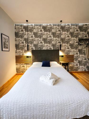 Near Hull Royal Infirmary Amber Serviced Rooms Self Check-In and Shared Kitchen