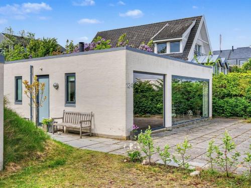  Holiday Home Laila - 50m from the sea by Interhome in Middelfart