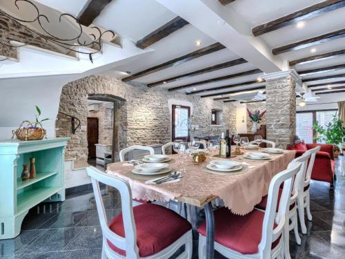 Holiday Home Golden Roots by Interhome in Zabrežani