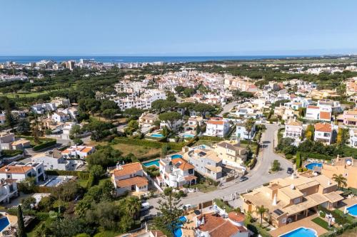 Villa Jade by Algarve Holidays 3
