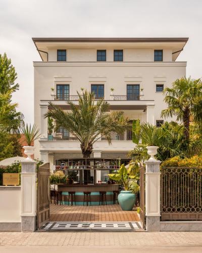 Villa Costanza Boutique Hotel