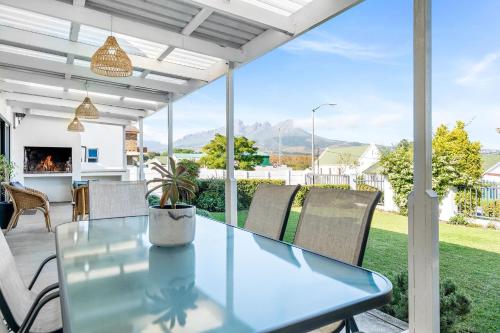 Winelands Getaway – khách sạn tại Raithby