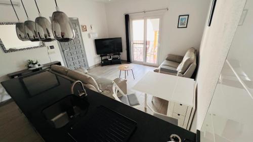 Mijas 2 bedrooms, swimming pool, 400m beach, 800m golf