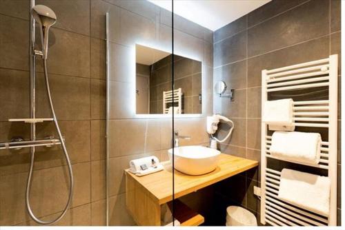 Fac & Spera -Hôtel & Spa Room Type -  Confort Double Room - Disability Access