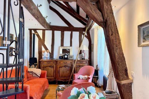 Dans le quartier d Emily in Paris Duplex de charme, Paris
