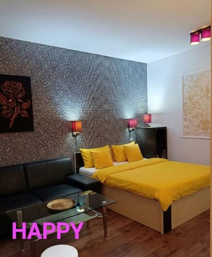 HAPPY Apartments