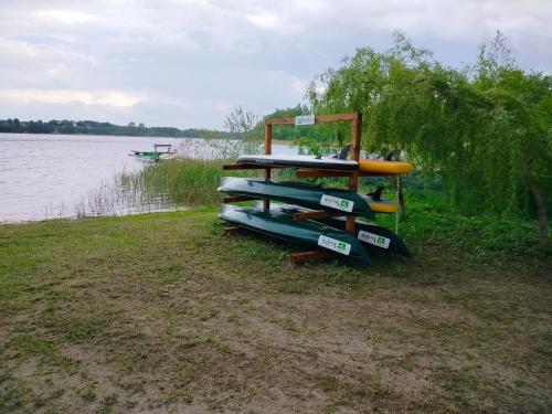 пляж, Samosiejka - z widokiem na jezioro in Lidzbark