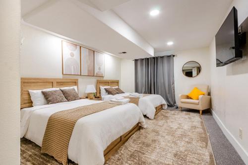Sagewood Suite Centennial 3BR with suburban comfort in Tallyn's Reach