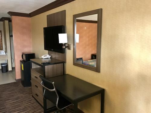 Touristlodge – Inglewood, CA