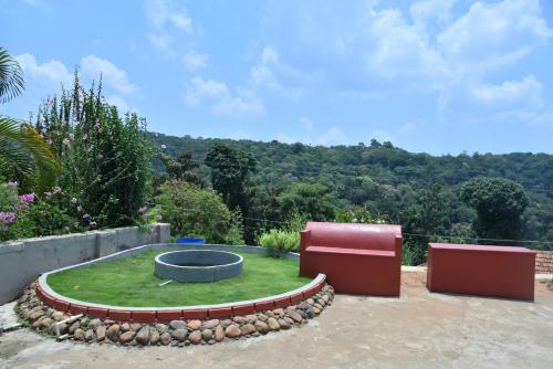 Hillwoods homestay in Somvarpeta